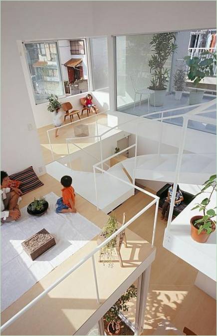 La casa unica di Tetsuo Kondo nel Giappone centrale
