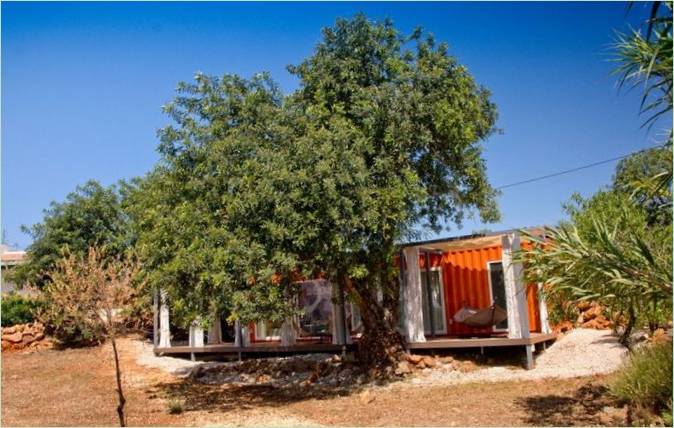 Il Nomad è l'esterno di un mini-hotel nomade