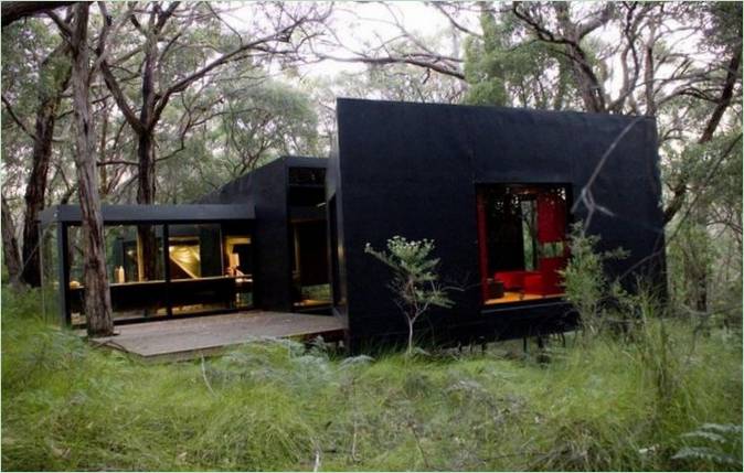 Il grande design della baita nel bosco di Red Hill