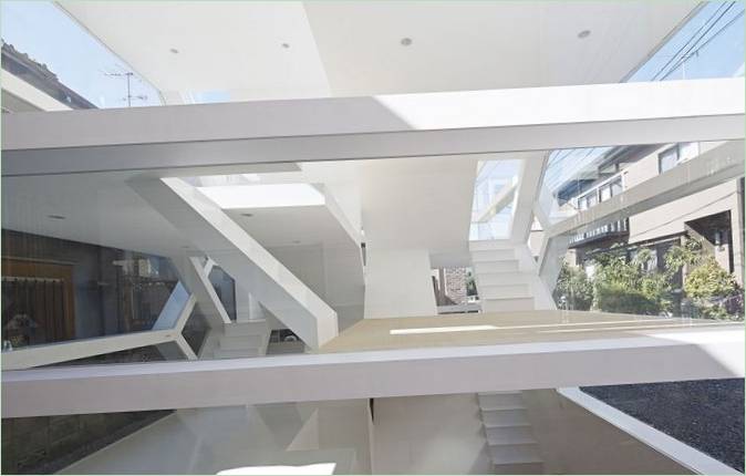 La casa trasparente S di Yuusuke Karasawa