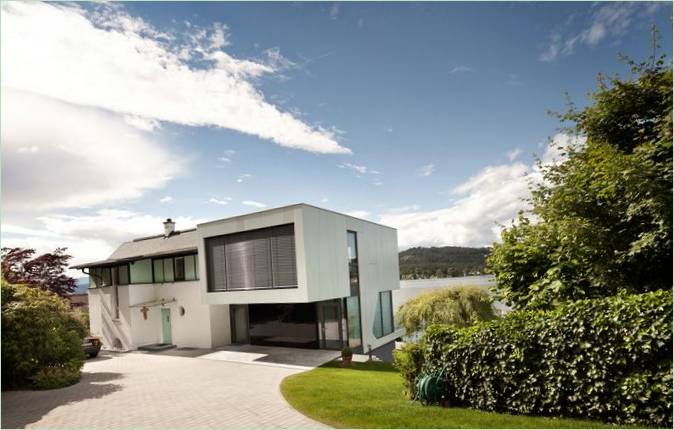 Una candida residenza sul lago di Spado Architects, Carinzia, Austria