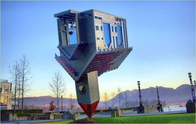 Una chiesa di alluminio in Canada