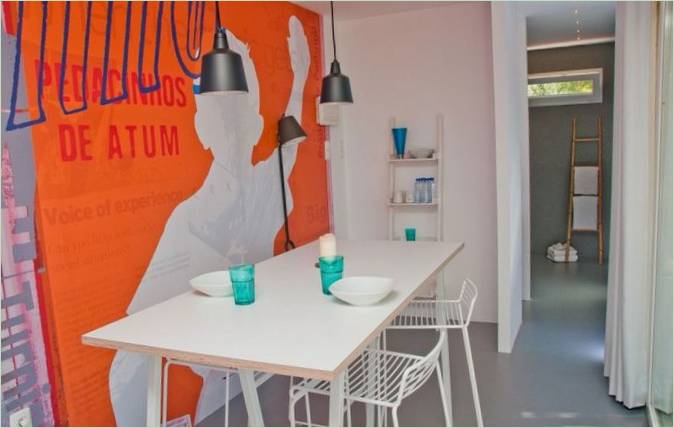 L'interno di un Nomad in un mini-hotel