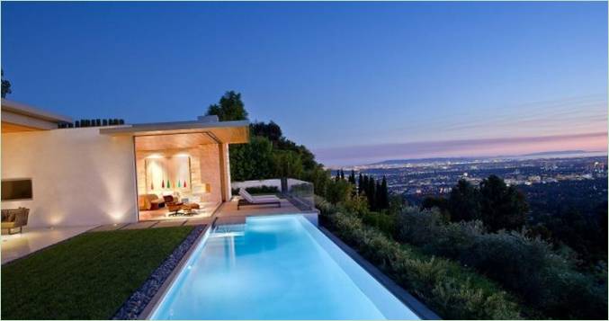 Forme geometriche nel design del prato e della piscina