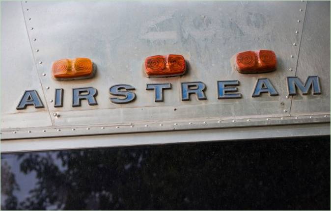L'interno della casa mobile Airstream