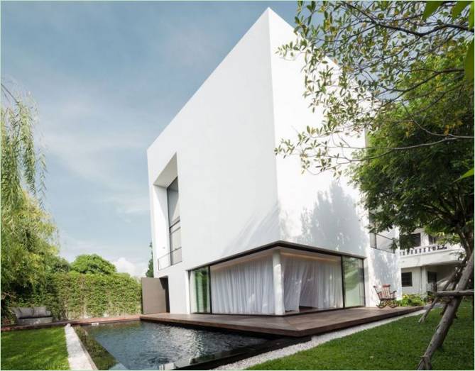 Design della casa d'angolo Baan Moom