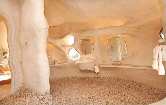 Bagno della casa-grotta dei Flintstones a Malibu