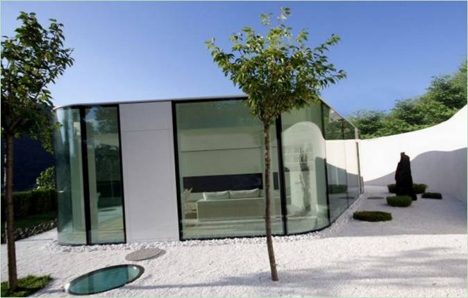 L'esterno di una casa di JM Architechture in Svizzera