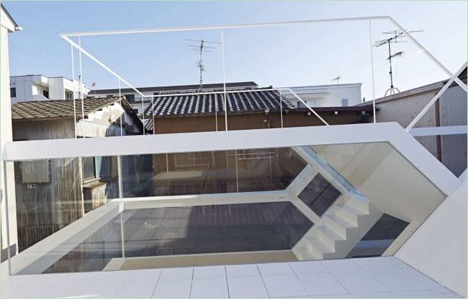Casa S trasparente di Yuusuke Karasawa