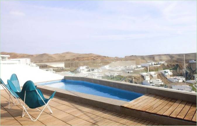 Piscina di una villa di lusso in Perù