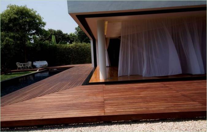 Design della casa d'angolo Baan Moom