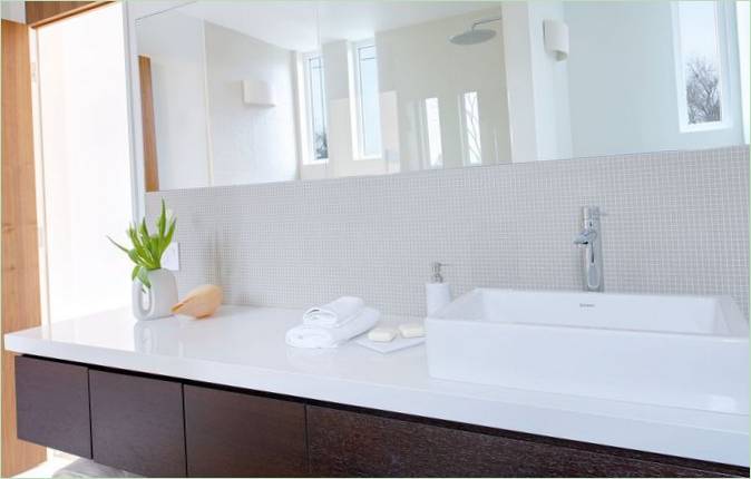 Lavabo rettangolare in bagno
