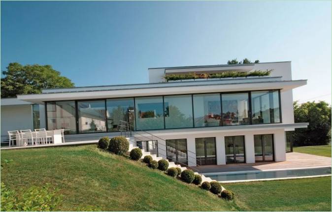 La facciata della casa