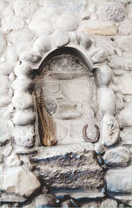 Interni rustici: pietra naturale
