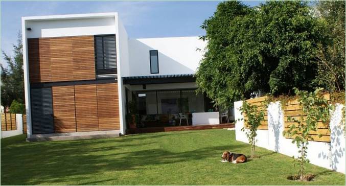 Il cortile della residenza privata Casa ATT. Dionne Arquitectos in Messico