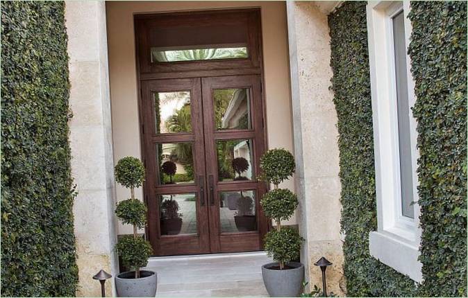 Decorazione dell'ingresso della villa