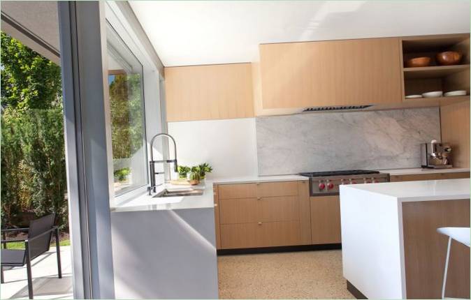 D'Arcy Jones 430 a Vancouver