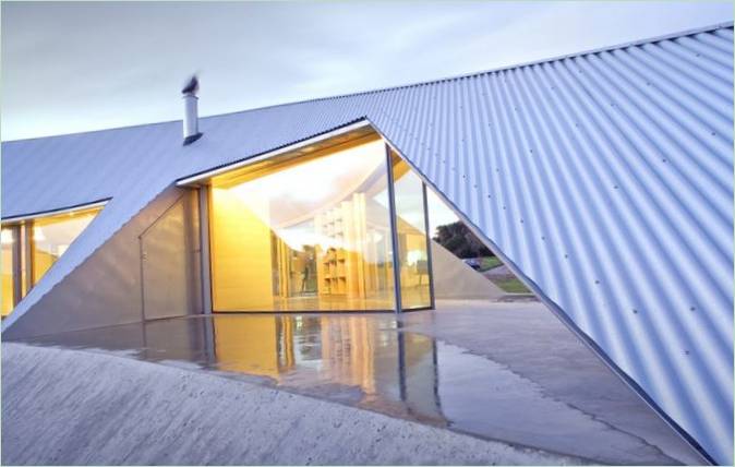 Villa futuristica Croft di James Stockwell Architects in Australia