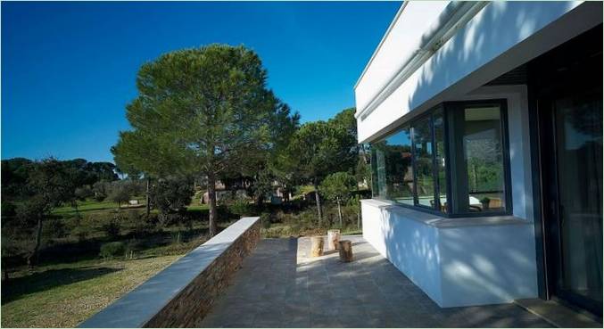 Un'accogliente casa in legno in Spagna