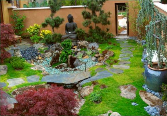 Paesaggio del giardino in stile giapponese