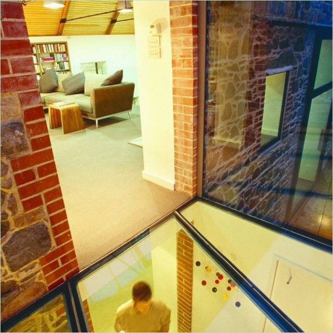 Il pavimento in vetro della casa La Concha a Guernsey