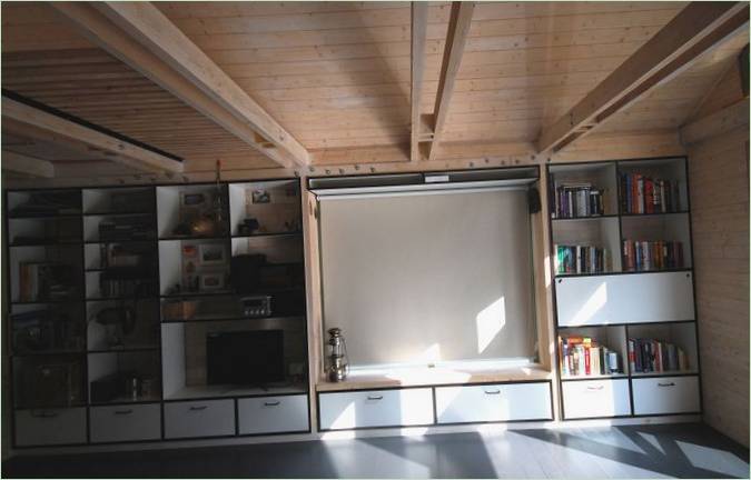 Una tenda oscurante su una finestra