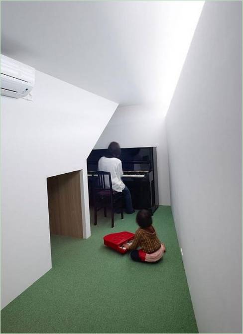 La stanza del canto nella casa di Matsubara