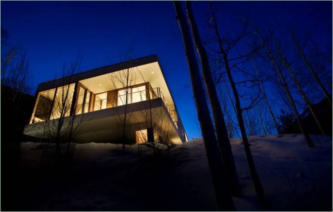 Interno della Linear House dello Studio B Architects, Aspen, Colorado, USA