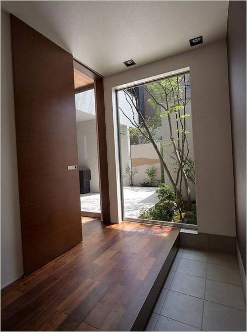Porte sul cortile