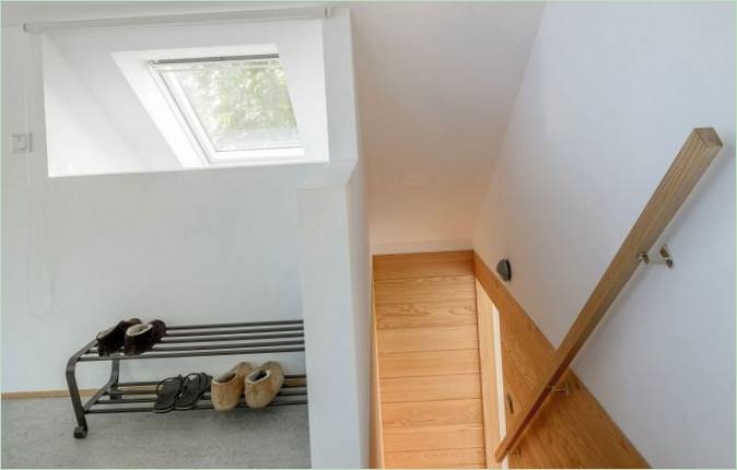 La scala di una casa di campagna di famiglia a Rotterdam