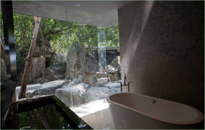 Hilltop House, residenza privata in giungla