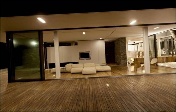 Interno della Plane House