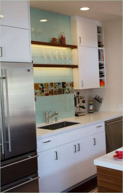 Interno della cucina della casa di campagna californiana