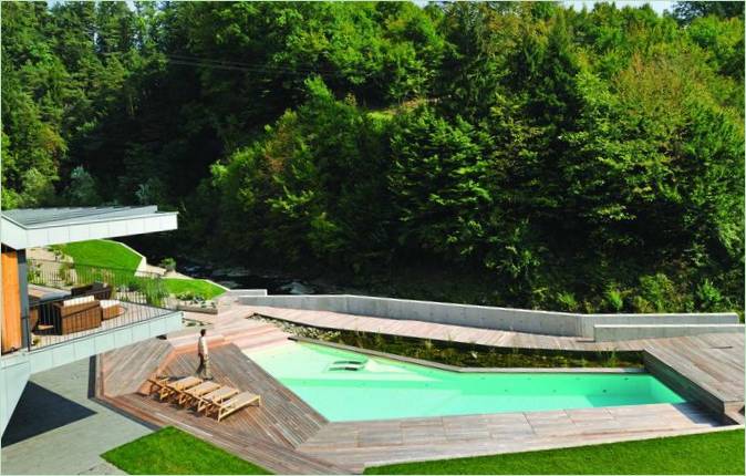 Piscina di Villa On the deck nella vita in Slovenia