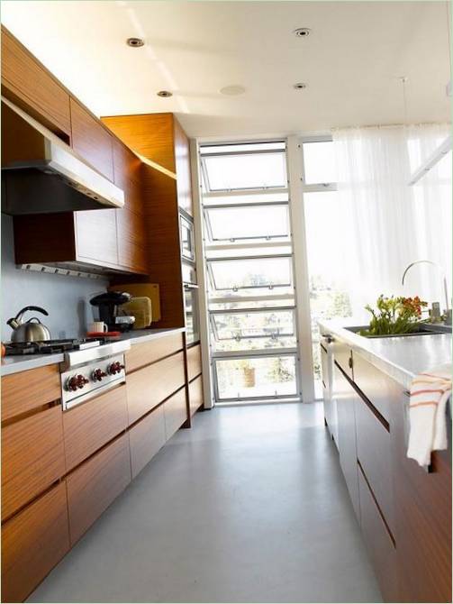 Cucina completamente attrezzata