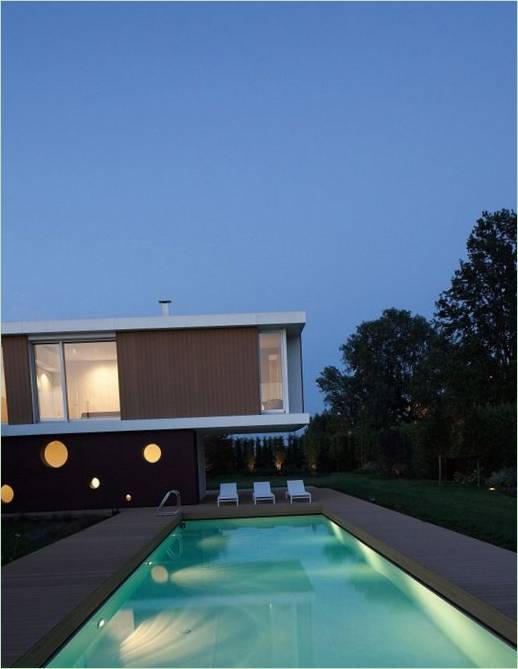Una villa moderna in stile liberty a Lodi, Italia