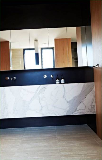 Design moderno degli interni del bagno