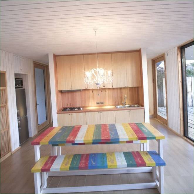 L'interno della sala da pranzo di M-House ad Algarrobo