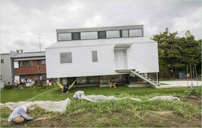 L'esterno della residenza Kawate a Gifu