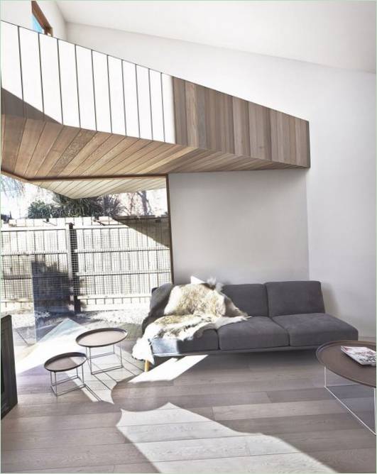 Divano nell'interno della Bow House