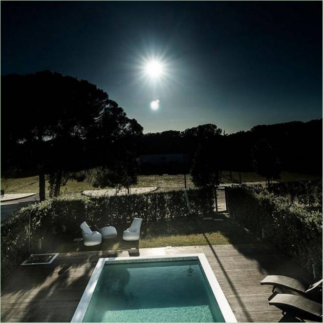 Area relax a bordo piscina