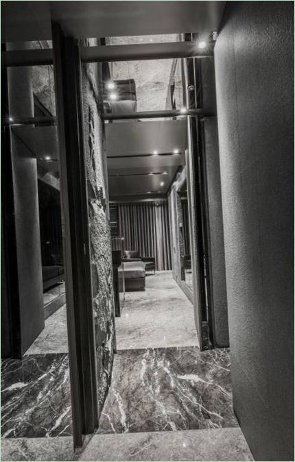 Area d'ingresso Home in Black Serenity