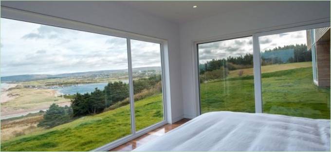 Finestre DPanoramiche in camera da letto, residenza Harbour Heights, Inverness, Canada