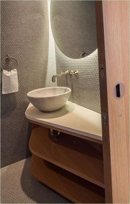 Il lavabo originale del bagno