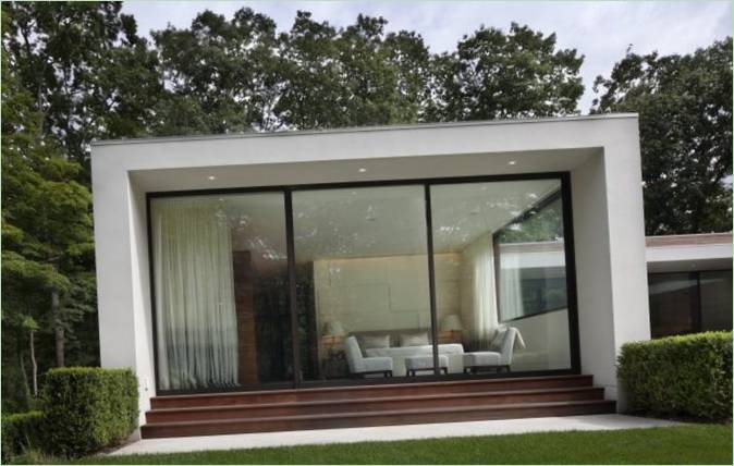 Facciata in vetro della residenza di New Canaan