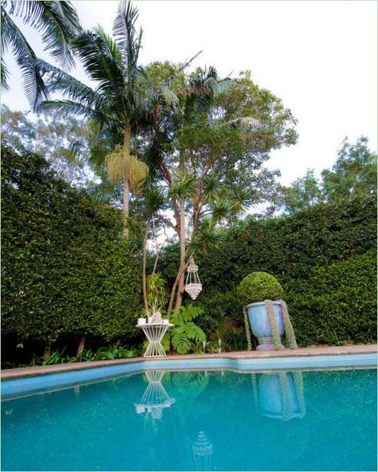 Piscina nel cortile