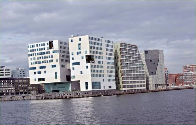 Design degli interni dell'attico - vista laterale dell'edificio