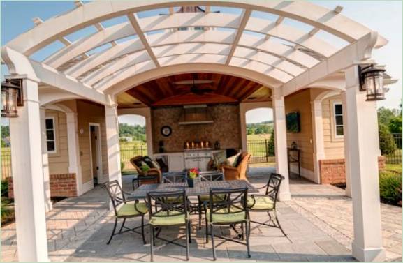 Progetto di pergola per il giardino