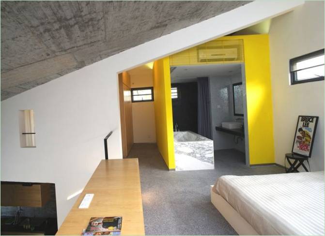 Accenti luminosi nell'interno della camera da letto