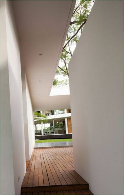 Cortile della villa Panya Pattanakarn